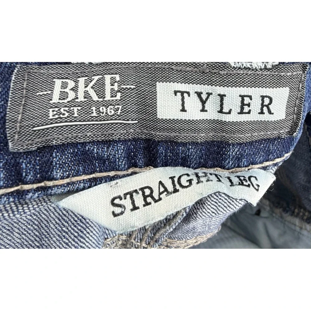 BKE Tyler Straight Leg Relaxed Fit Jeans Blue Mens Size 33L Y2K Western Skater